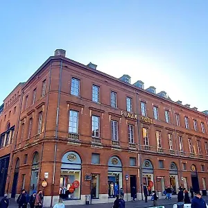 https://plaza-hotel-capitole-toulouse-anciennement-crowne-plaza.midi-pyreneeshotels.com