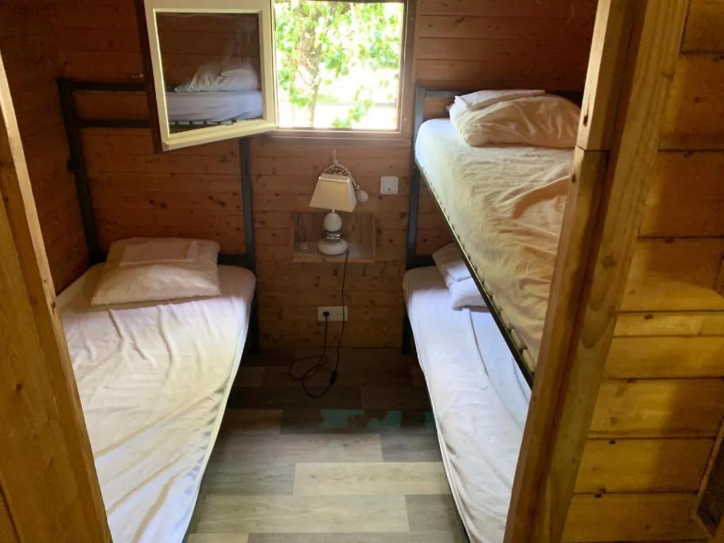 Les Petits Chalets De Dudu La Voulte-sur-Rhone